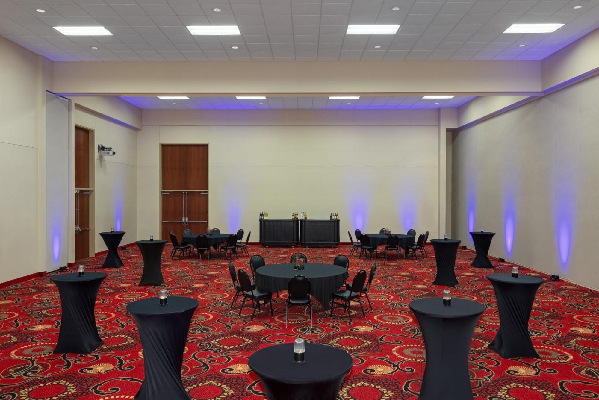 Holiday Inn Des Moines-Airport Conf Center By Ihg Eksteriør bilde