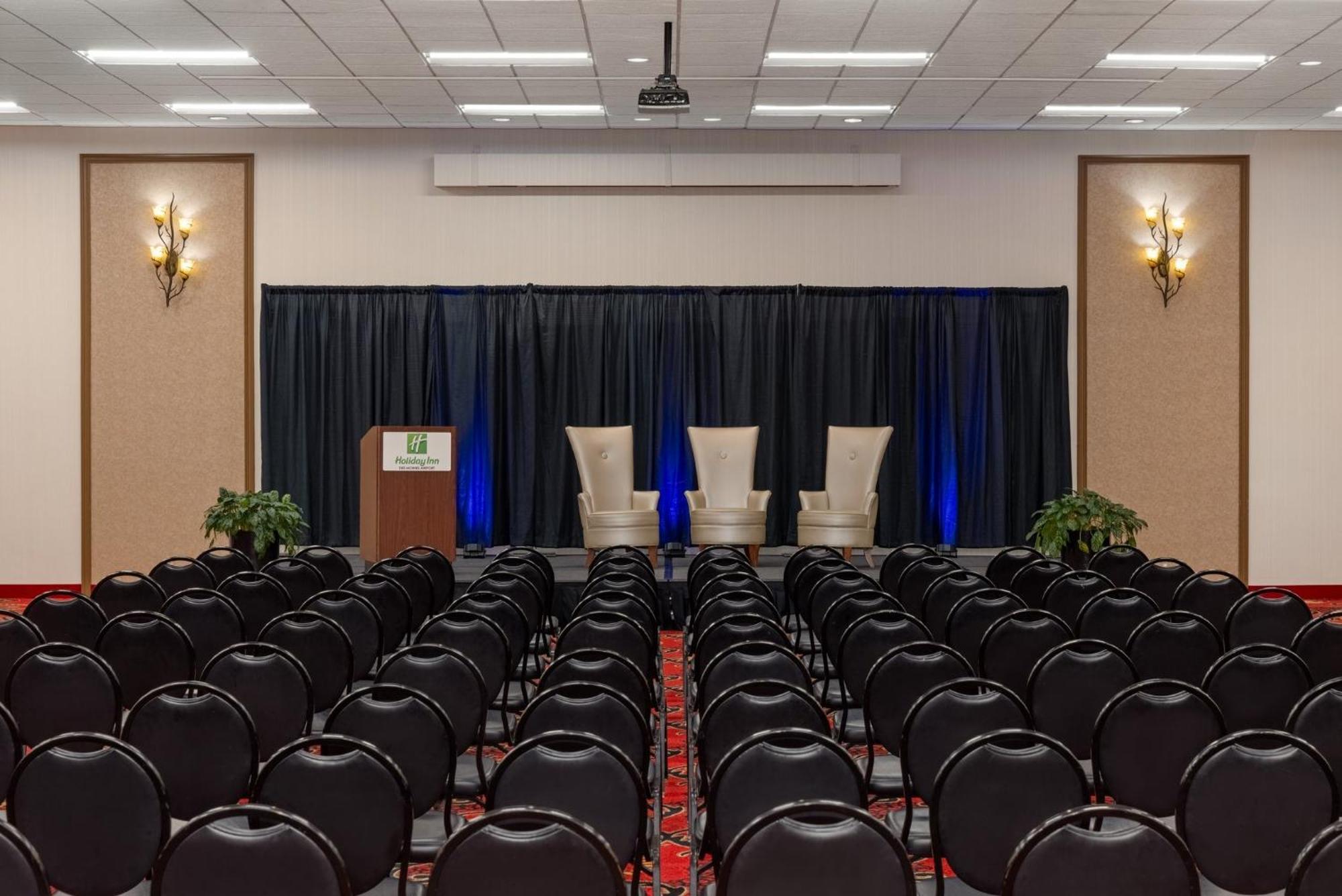 Holiday Inn Des Moines-Airport Conf Center By Ihg Eksteriør bilde